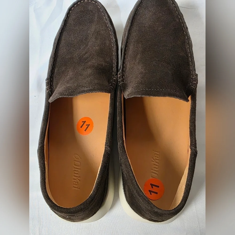 OluKai Ka'a Mens Size 11 Dark Wood Italian Suede Slip-On Loafers New
